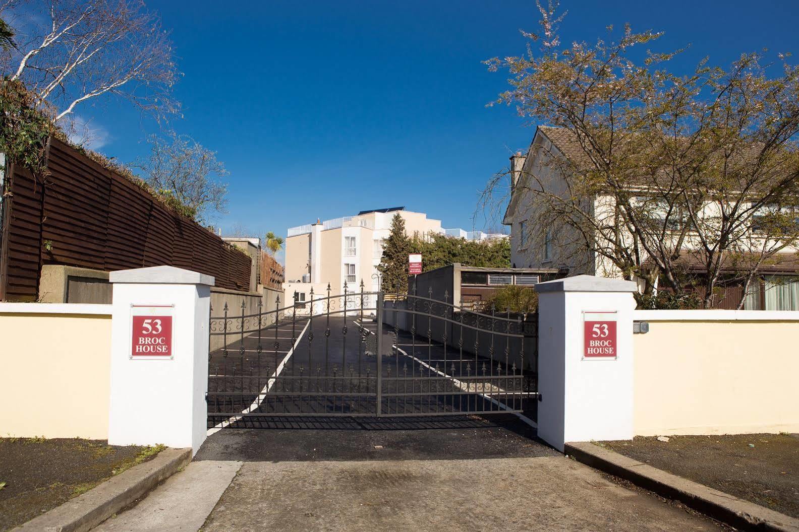 Broc House Suites Dublin Exteriör bild