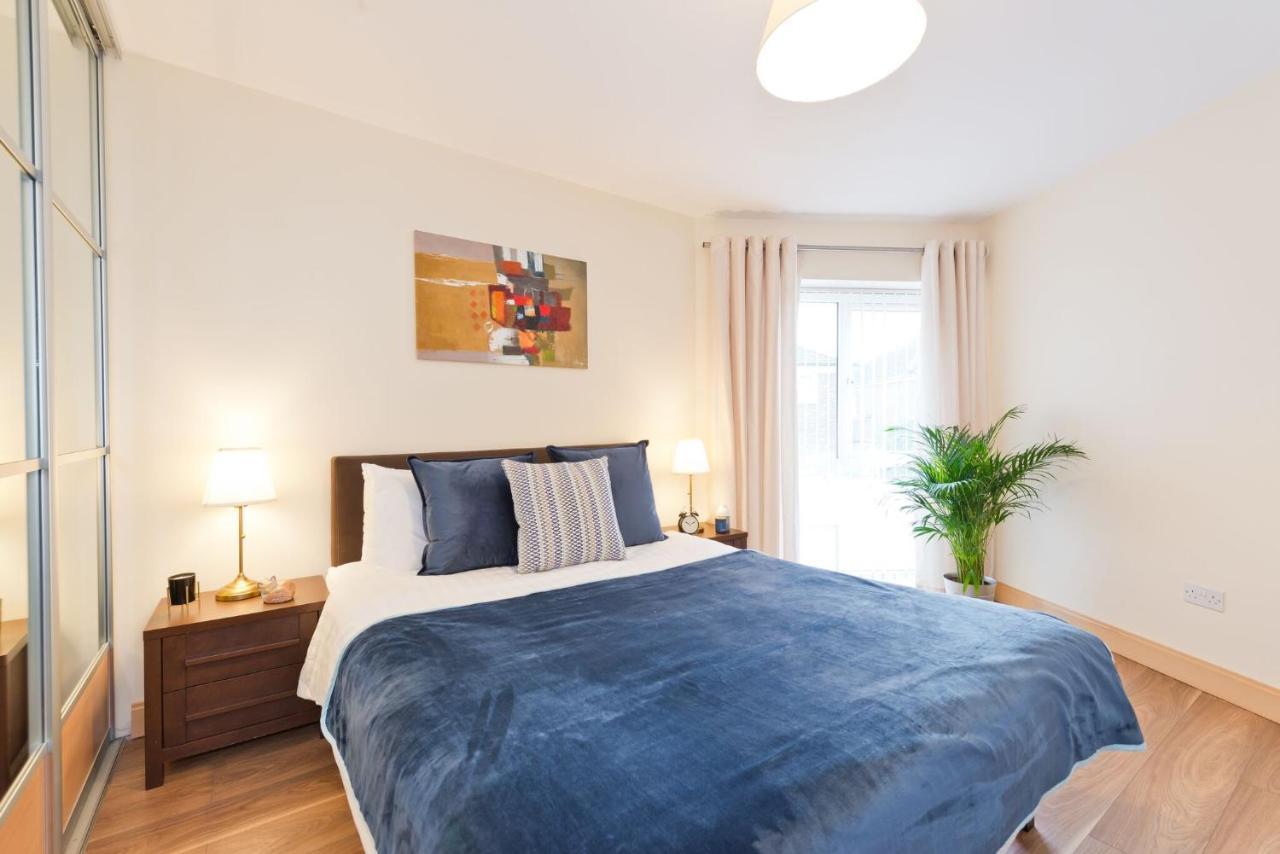 Broc House Suites Dublin Exteriör bild