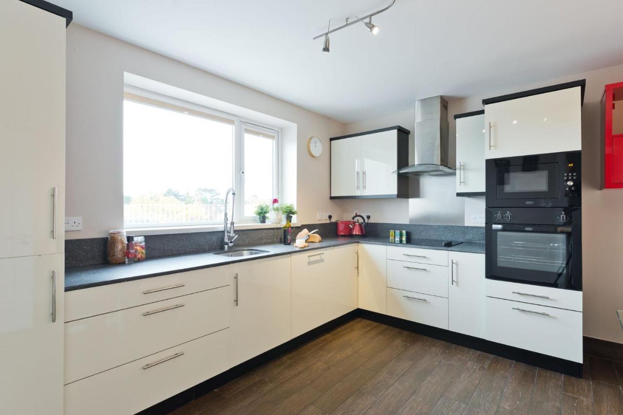 Broc House Suites Dublin Exteriör bild