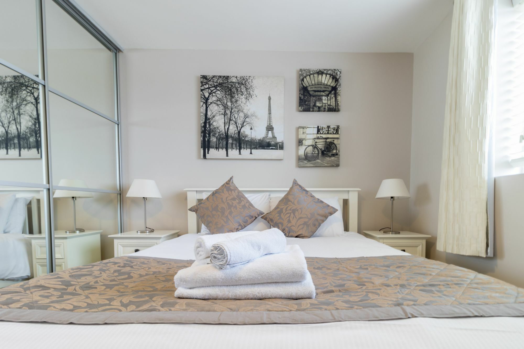 Broc House Suites Dublin Exteriör bild