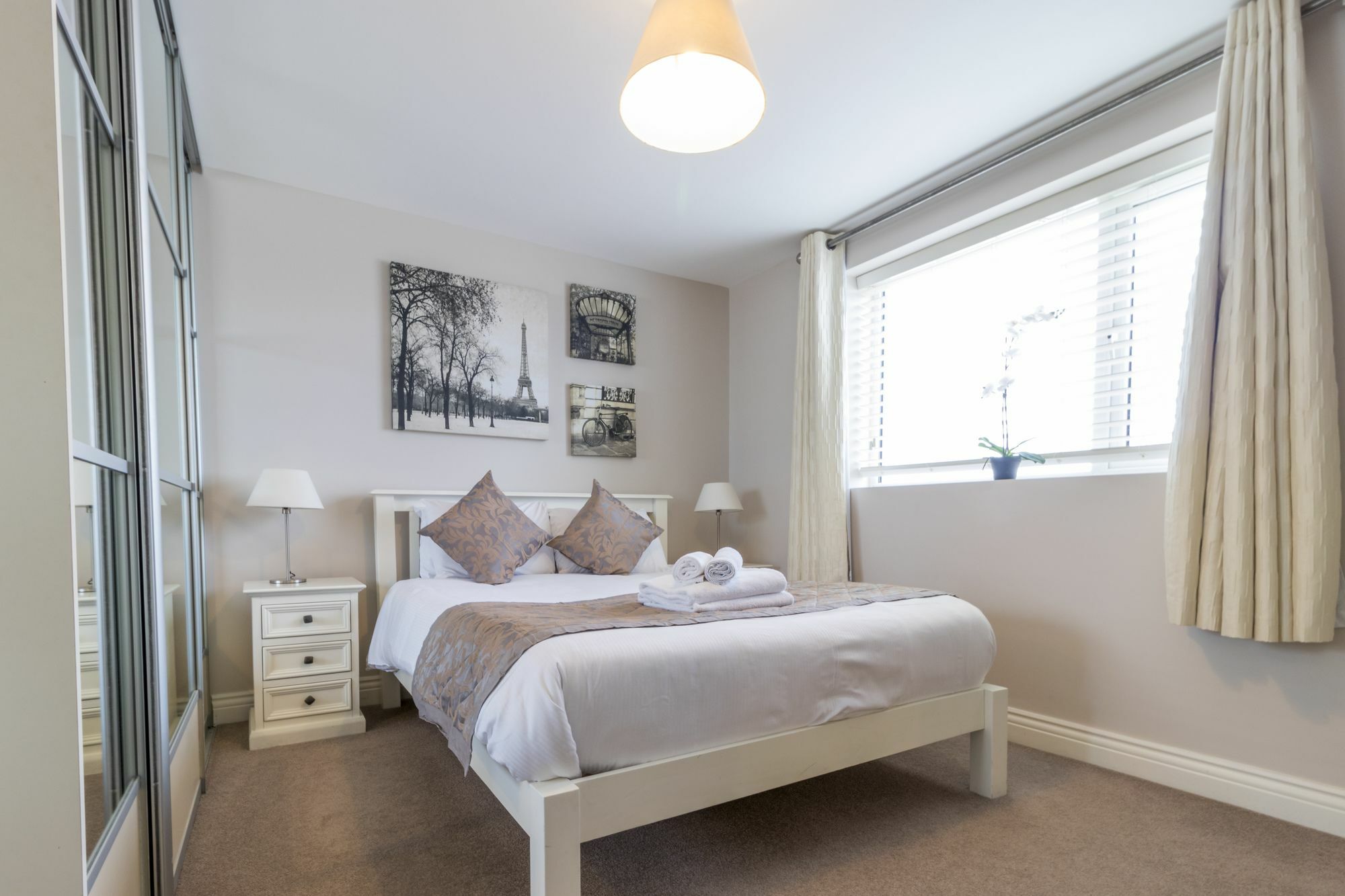 Broc House Suites Dublin Exteriör bild